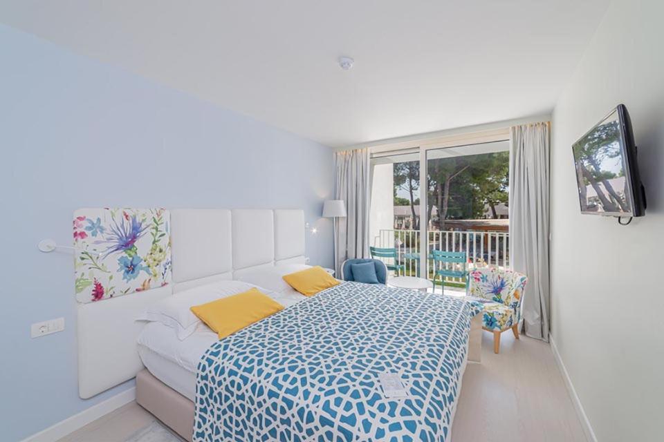 Amadria Park Beach Hotel Jakov Sibenik Bagian luar foto